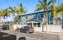 2008 Strongs Dr, Venice, CA 90291