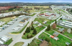 10 & 30 CLOVERLEAF ROAD, YORK, PA 17406