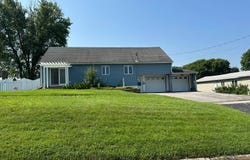 712  W 2nd Street, Odebolt, IA 51458