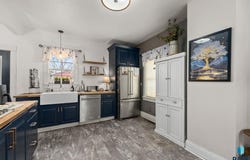 360 N Cedar Ave, Parker, SD 57053