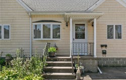 101 Arlington Avenue, Warren, RI 02885