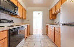 1150 OSTERMAN Avenue, Deerfield, IL 60015