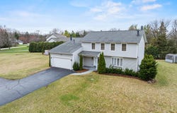 1901 W August Lane, McHenry, IL 60051