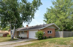 285 Jeffrey Street NE, Cedar Springs, MI 49319