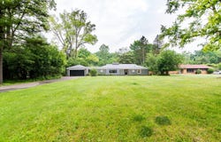 25525 Edgemont Drive, Southfield, MI 48033