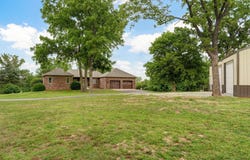 11976 N Northern Hts Drive, Brighton, MO 65617