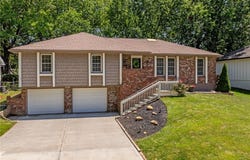 1308 SW 20TH Street, Blue Springs, MO 64015