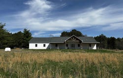 226 Douglas Rd, Murray, KY 42071