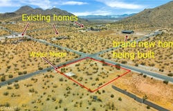 19767 Roanoke Rd, Apple Valley, CA 92307