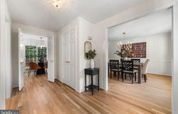 6119 KINGS COLOR Drive, FAIRFAX, VA 22030