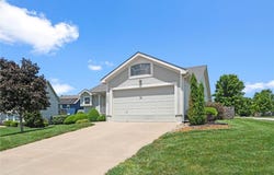 1002 W Howard Place, Louisburg, KS 66053