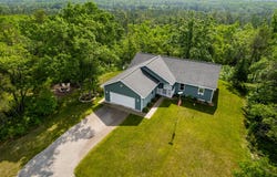 5619 Edgewood Court, Indian River, MI 49749