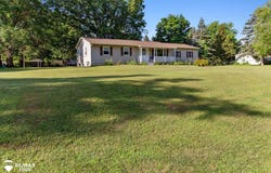 190 Maverick, Lapeer, MI 48446-8783