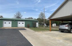 11258 Hwy 51, Hulbert, OK 74441