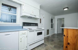 151 Selma St, Lenoir City, TN 37771