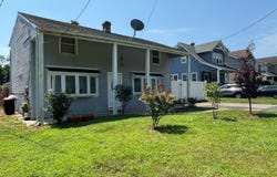 8 Main Street, Helmetta, NJ 08828