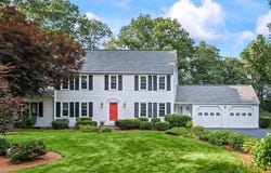 30 Long Leaf Rd, Boylston, MA 01505