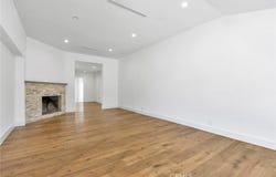6015 Laurelgrove Avenue, North Hollywood, CA 91606