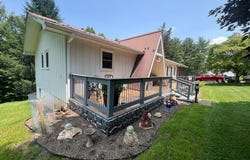 1095 Kanawha Ridge Road, Dugspur, VA 24325