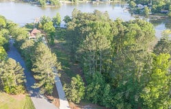 112 Long Point Rd, Hodges, SC 29653
