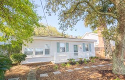 307 Fayetteville Avenue, Carolina Beach, NC 28428