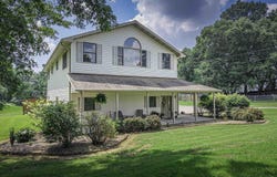 900 E Union Street, Winslow, IN 47598