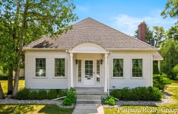 1821 S Mears Avenue, Whitehall, MI 49461