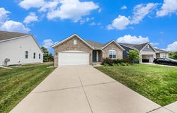 7117 Creekway Court, Ypsilanti, MI 48197