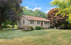 20 Raymond Avenue, Raynham, MA 02767
