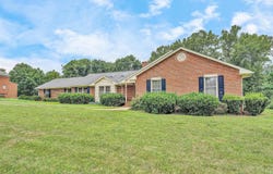 7045 Highfields Farm TRL, Roanoke, VA 24018