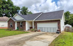 1515 Barrywood Circle W, Clarksville, TN 37042