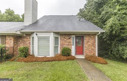 176 N Springs, Macon, GA 31210