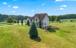 6207 Mauck Road, Hillsdale, MI 49242