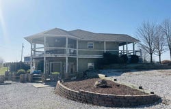 12898 14 W Highway, Mountain View, AR 72560