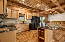 10808 Dickinson RD, Ozawkie, KS 66070