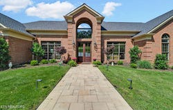1042 Holiday Drive, Crossville, TN 38555