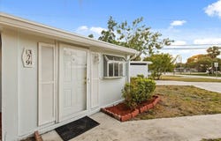 379 Garden Boulevard, Palm Beach Gardens, FL 33410