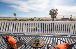 21752 Pacific Coast Highway, Huntington Beach, CA 92646