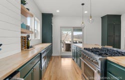 705 Spring Beach Way, Cary, IL 60013