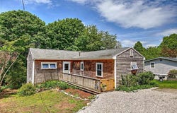 33 W Main Road, Little Compton, RI 02837