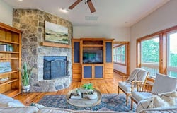 990 Hickory Nut Mountain Road, Tallulah Falls, GA 30573