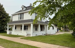 230 W Ridge, Marquette, MI 49855