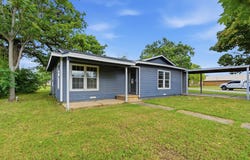 203 N Kickapoo Street, Lipan, TX 76462