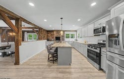 621 5Th St, Belvidere Twp., NJ 07823-1807