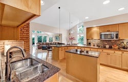 540 Ridgeway Drive, Aurora, OH 44202