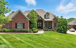 1302 Shakes View Ct, Fisherville, KY 40023