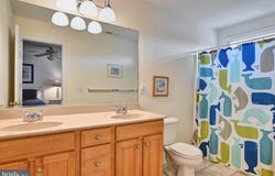 8 VILLAGE GREEN DRIVE, OCEAN VIEW, DE 19970