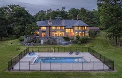 7 LMC Lane, Freeport, ME 04032