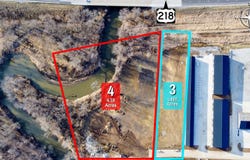 5317 Oakcrest Hill Road SE, Hills, IA 52235
