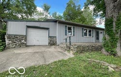 7694 E 500 N, Manilla, IN 46150